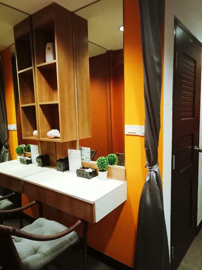 Badu Sukhumvit Dormitory Bangkok Luaran gambar